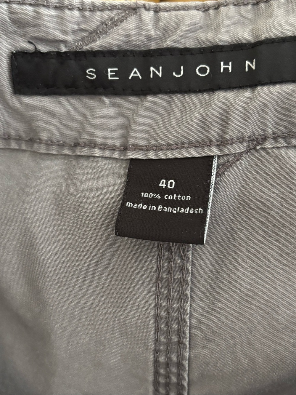 Sean John Gray cargo shorts size 40 (Cart L-106) - Picture 4 of 4
